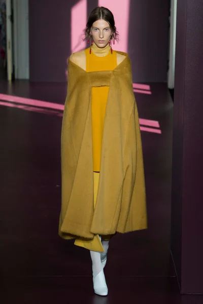 Look 31